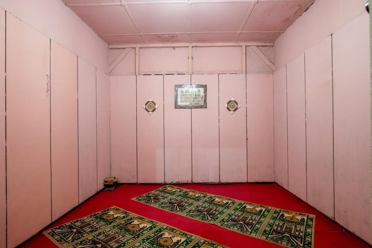 Hotel Jogja Букиттинги Экстерьер фото